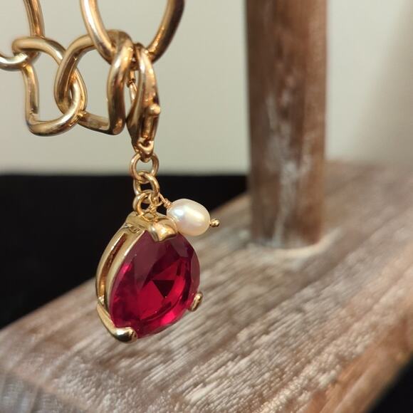 Monet Red Teardrop Crystal Charm Gold-Tone Chain Toggle Clasp Bracelet 6.5-6.75" - Picture 3 of 8